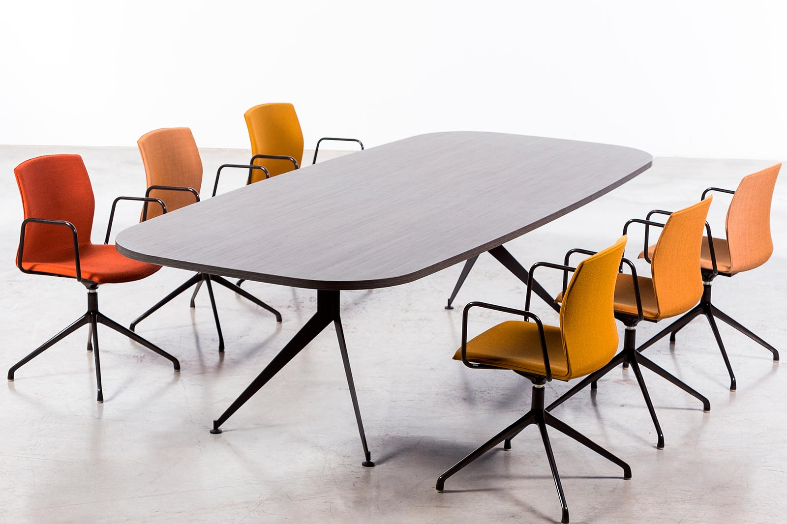 Meeting-room-boardroom-table_usoa_akaba_3.jpg