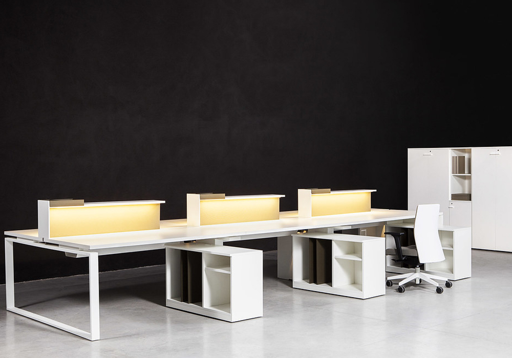 bench-desk_bat_4.jpg